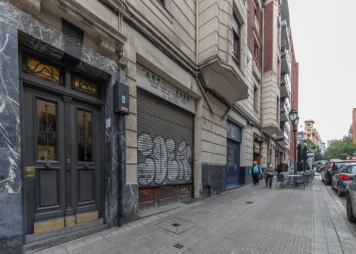 Acogedor Con Estilo Unico Junto Centro Azkuna *