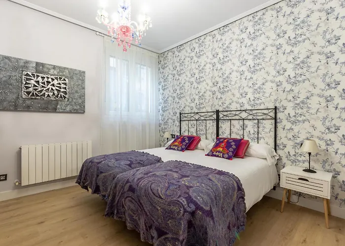 Апартаменти Acogedor Con Estilo Unico Junto Centro Azkuna Більбао