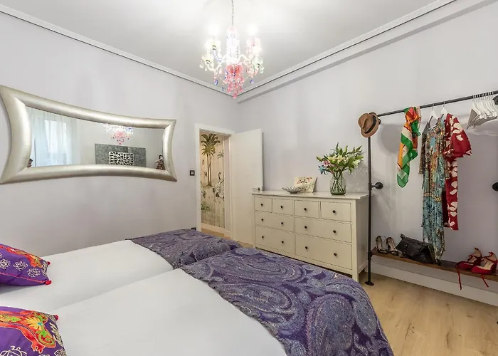 Acogedor Con Estilo Unico Junto Centro Azkuna *