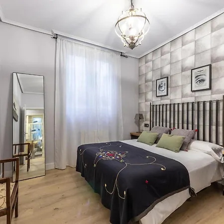 Acogedor Con Estilo Unico Junto Centro Azkuna * Bilbau
